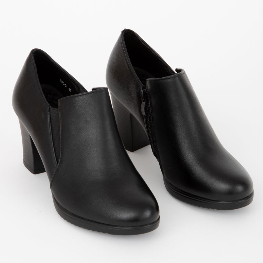 Czarne półbuty damskie eleganckie buty na słupku Rimunda